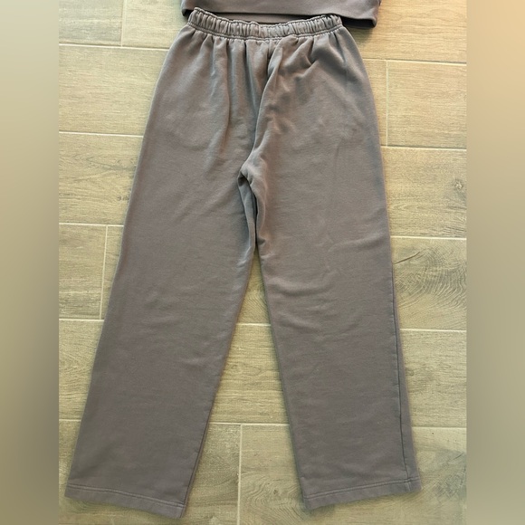 Alo Accolade sweat set - Picture 6 of 9